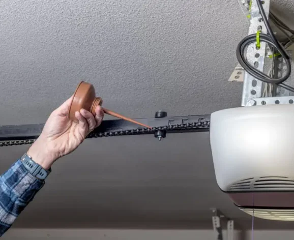 reducing-noise-garage-door-2